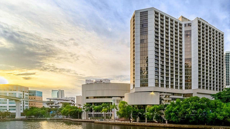 hyatt hotel downtown miami